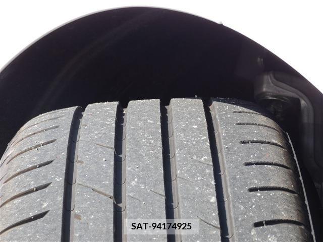 Lexus IS 2023-05 275419-19