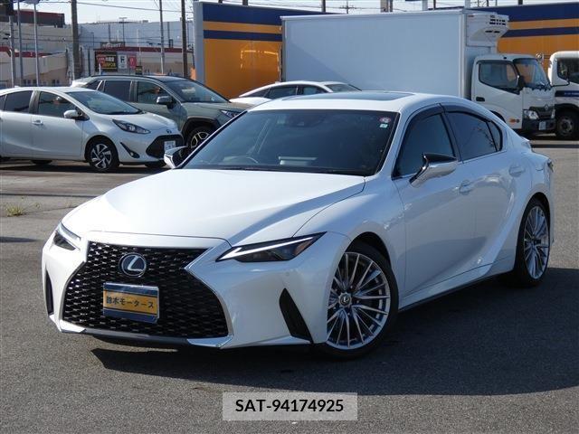 Lexus IS 2023-05 275419-0