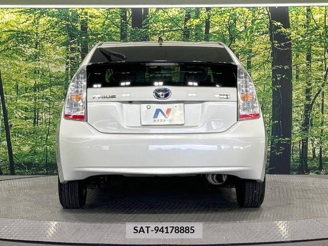 Toyota PRIUS 2010-02 366428-15