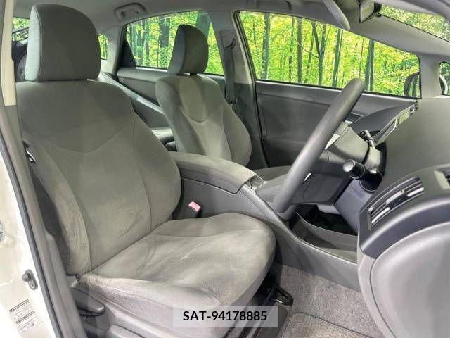 Toyota PRIUS 2010-02 366428-8