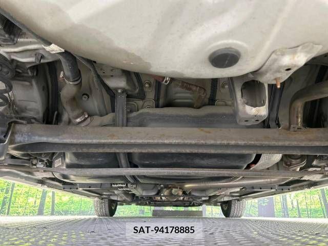 Toyota PRIUS 2010-02 366428-19