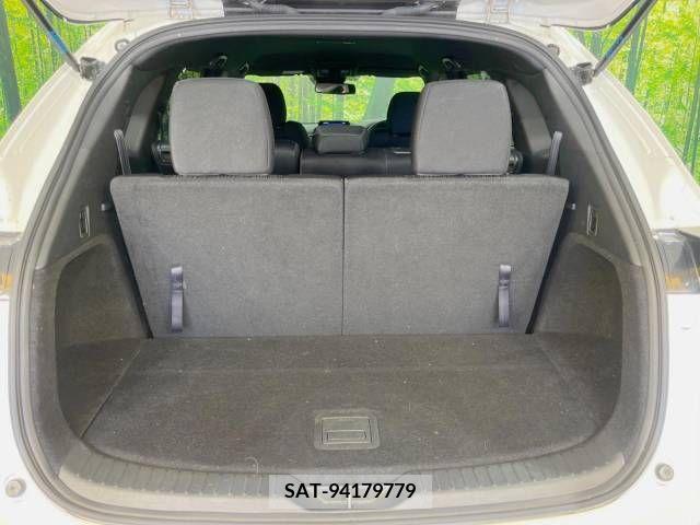 Mazda CX-8 2018-10 358796-13