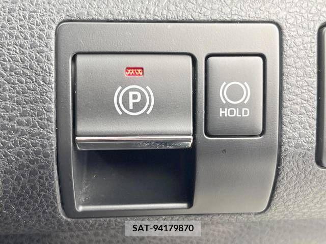 Toyota HARRIER 2018-10 331580-9