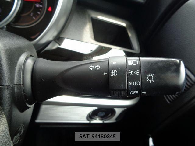 Suzuki SPACIA 2019-05 285871-18