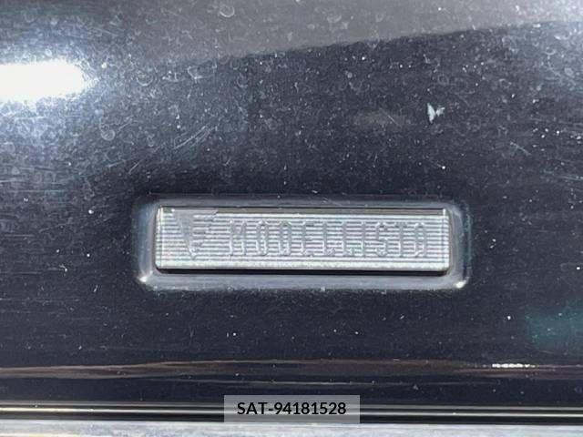 Toyota VELLFIRE 2016-10 369688-2