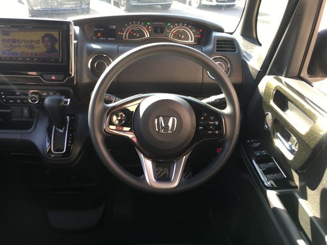 Honda N BOX CUSTOM 2019-03 190078-7