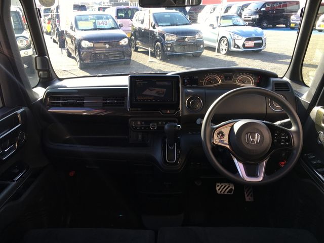 Honda N BOX CUSTOM 2019-03 190078-5