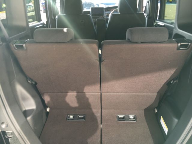 Honda N BOX CUSTOM 2019-03 190078-12