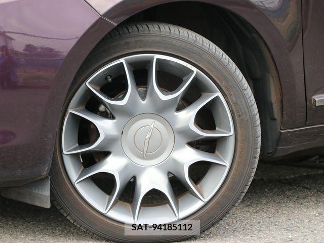 Chrysler YPSILON 2013-06 387366-12
