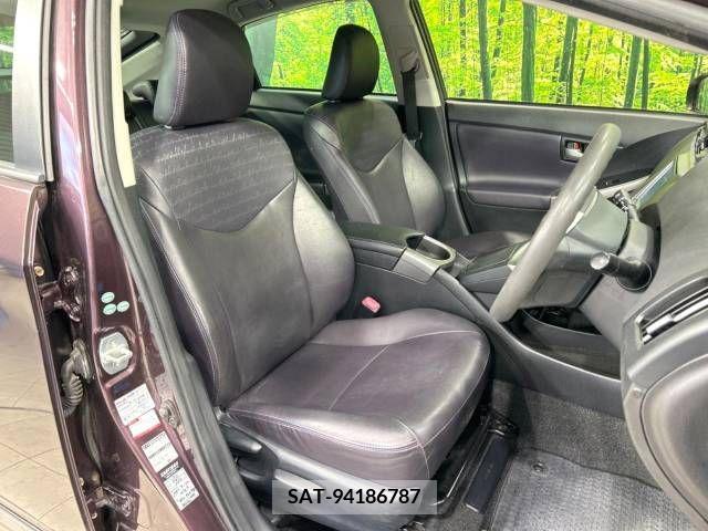 Toyota PRIUS 2013-02 219851-8