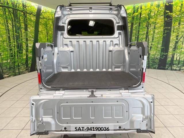 Daihatsu HIJET VAN 2018-01 334243-10