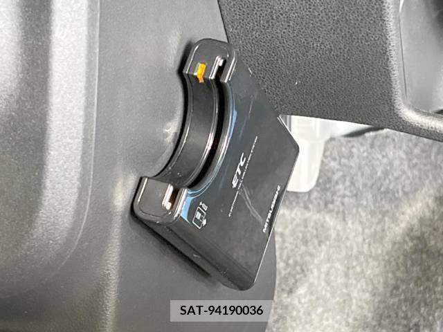 Daihatsu HIJET VAN 2018-01 334243-5