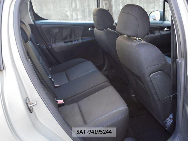 Peugeot 207 2008-05 206170-12