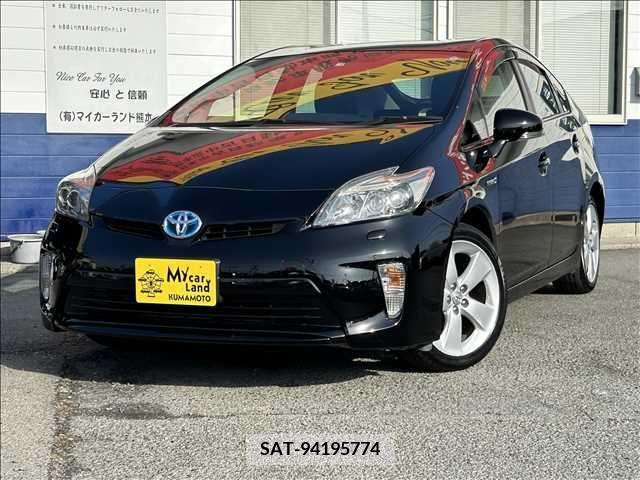 Toyota PRIUS 2014-01 282274-0
