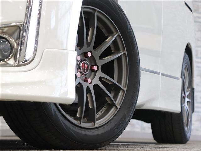 Nissan ELGRAND 2013-08 6678-11