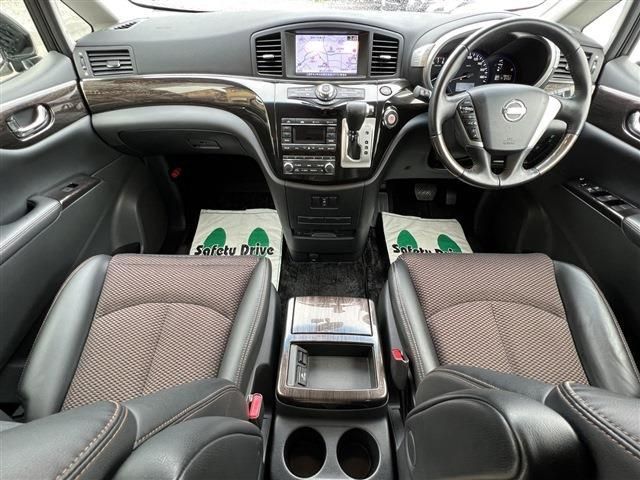 Nissan ELGRAND 2013-08 6678-13