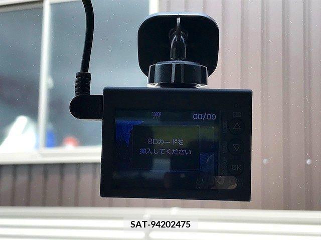 Nissan CUBE 2011-07 320685-5