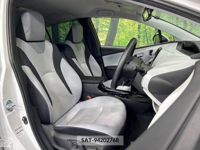 Toyota PRIUS 2021-03 221041-8