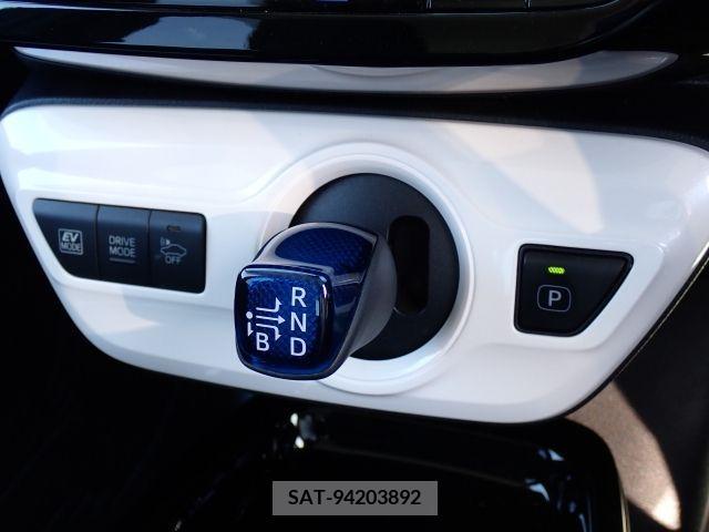 Toyota PRIUS 2019-01 237846-13