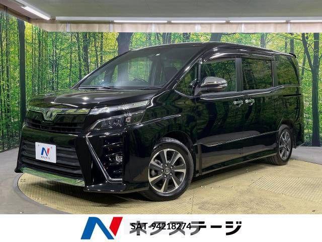Toyota VOXY 2018-02 223529-0