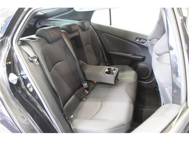 Toyota PRIUS 2020-04 182372-22