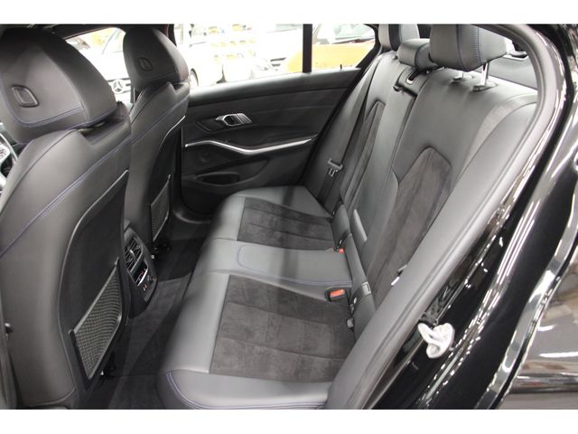 Bmw 3 SERIES 2021-01 14874-17