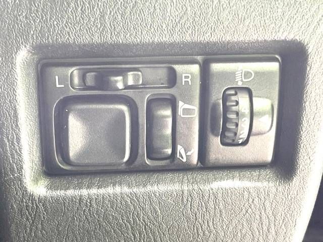 Suzuki JIMNY 2012-01 193915-6