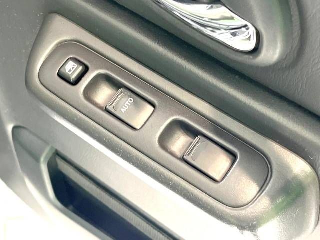 Suzuki JIMNY 2012-01 193915-8