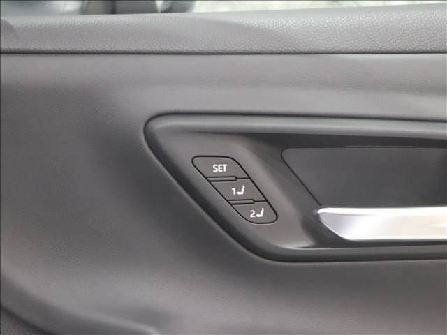 Toyota CROWN 2023-02 189855-7
