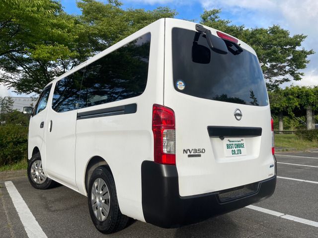 Nissan NV350 Caravan 2014-01 8343-4