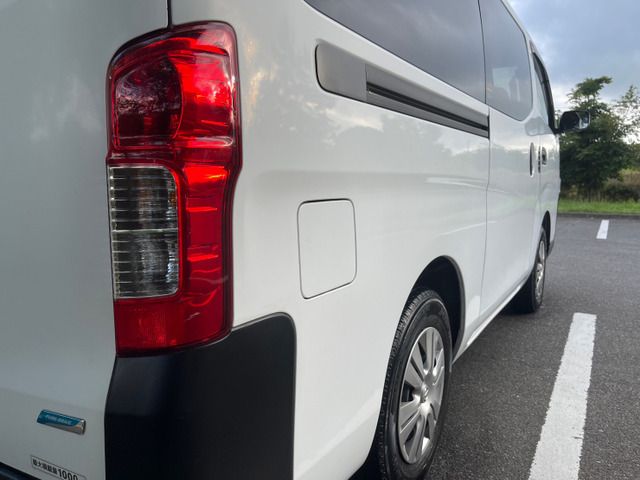 Nissan NV350 Caravan 2014-01 8343-19