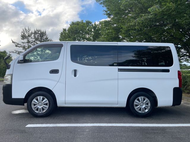 Nissan NV350 Caravan 2014-01 8343-8