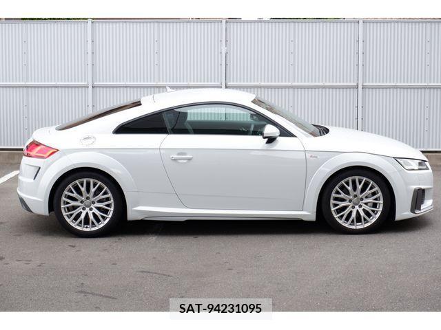 Audi TT 2021-06 261452-5