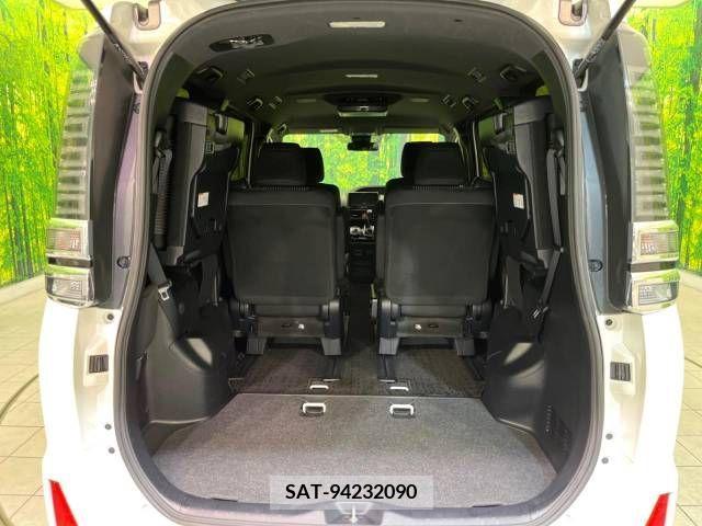 Toyota VOXY 2019-09 289019-8
