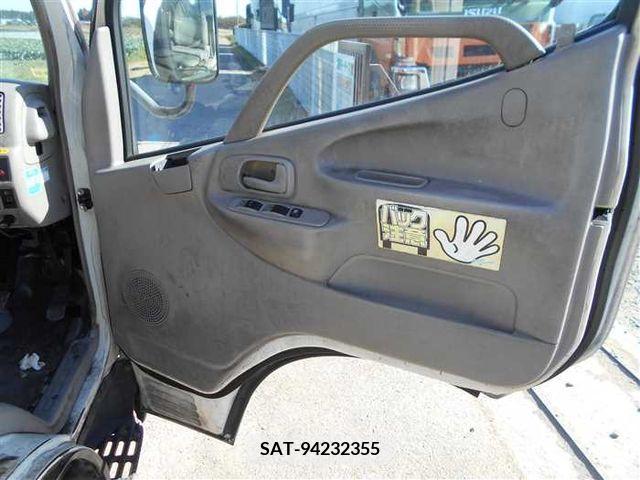 Hino DUTRO 2007-07 267708-10