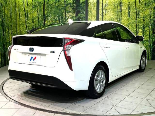 Toyota PRIUS 2016-03 193292-17