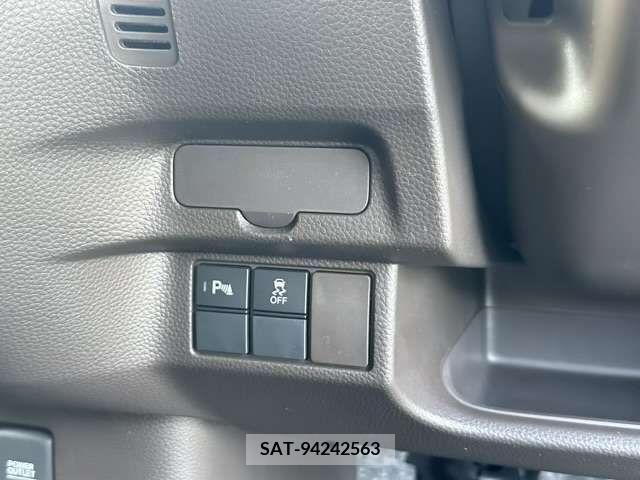 Honda N BOX 2022-02 384313-18