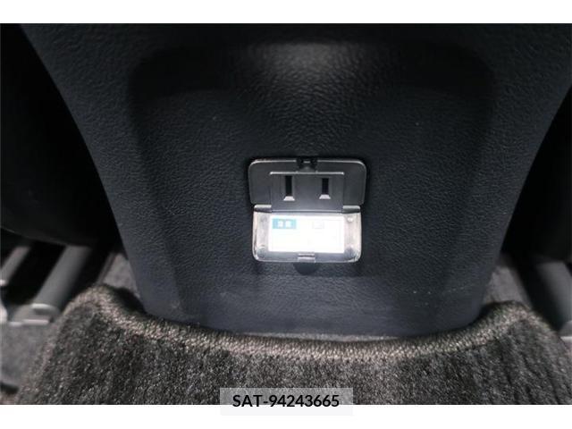Toyota PRIUS 2022-07 373863-29