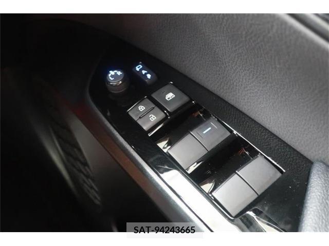 Toyota PRIUS 2022-07 373863-27