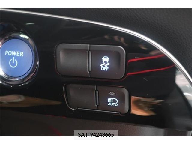 Toyota PRIUS 2022-07 373863-26