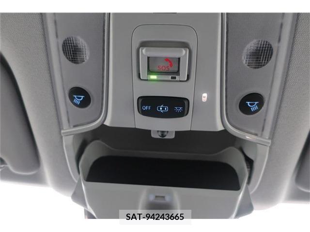 Toyota PRIUS 2022-07 373863-25