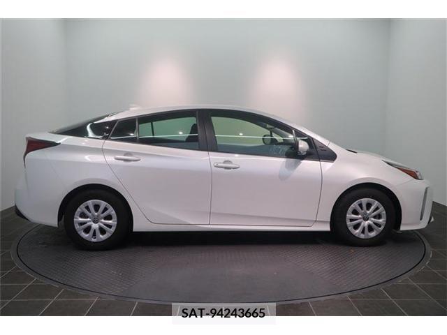 Toyota PRIUS 2022-07 373863-10