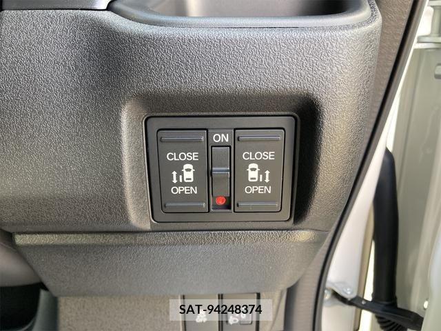 Honda N BOX CUSTOM 2024-02 372263-13