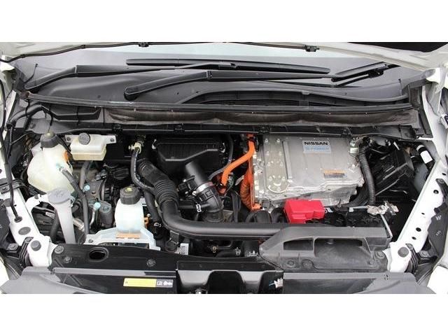 Nissan SERENA 2019-10 186698-16