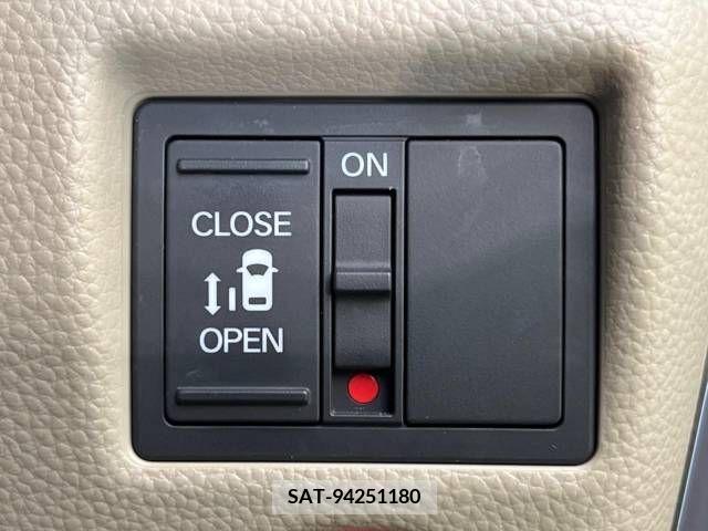 Honda N BOX 2018-01 278681-2