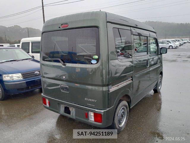 Suzuki EVERY 2021-02 213260-1