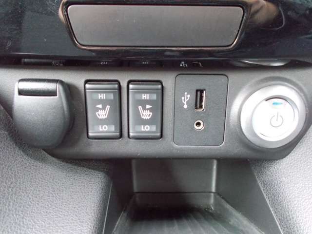 Nissan LEAF 2018-03 3185-8