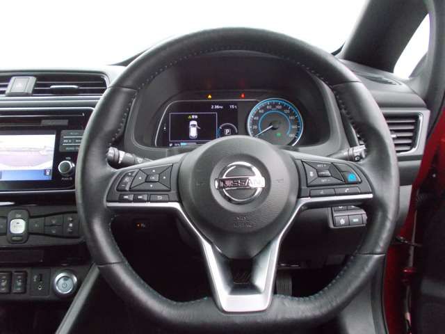 Nissan LEAF 2018-03 3185-11