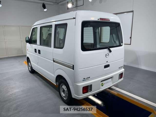Mazda SCRUM VAN 2010-06 284056-5
