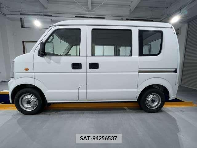 Mazda SCRUM VAN 2010-06 284056-4